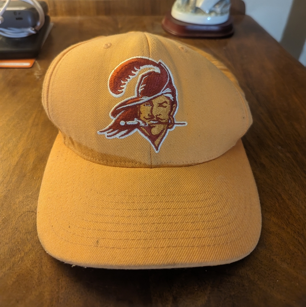 Buccaneer Tampa Bay Mitchell and Ness Cap